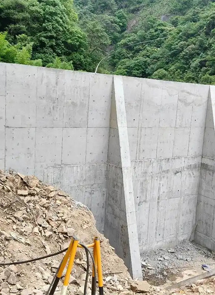 阜阳阜南县重力式挡土墙